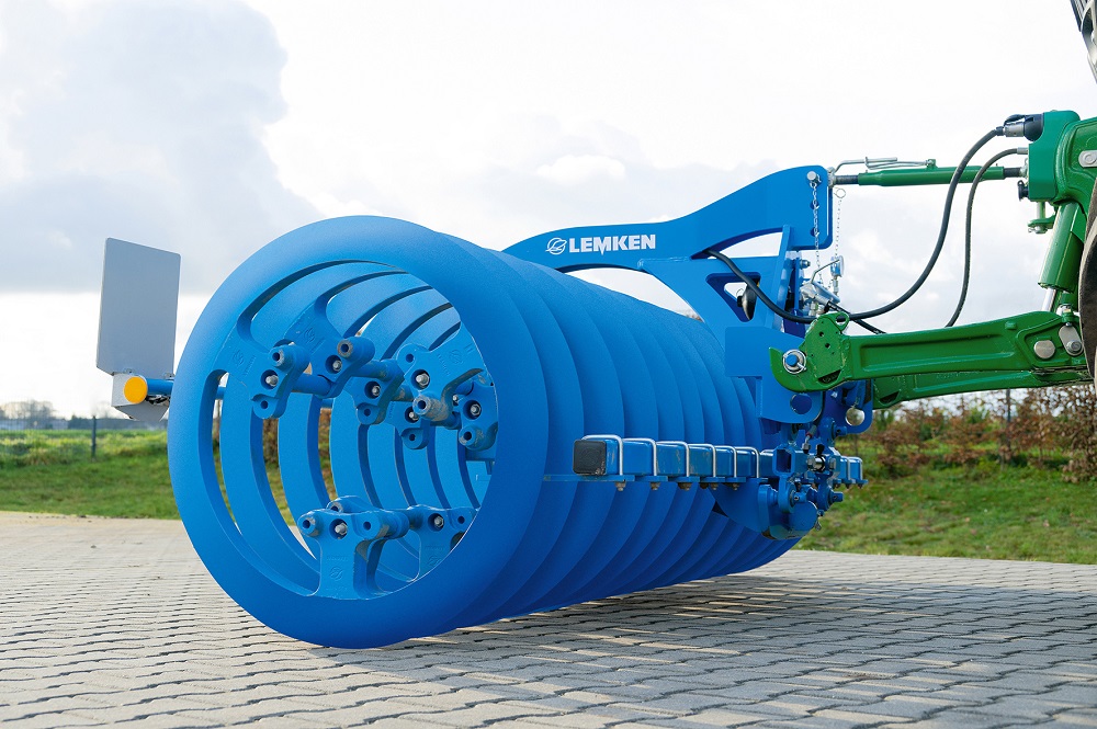 Nieuwe frontpakker met stuurstabiliteit van Lemken - akkerbouwbedrijf.nl