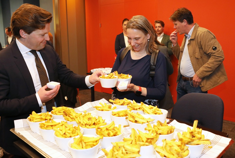Kamerleden vieren eerste Internationale Aardappeldag