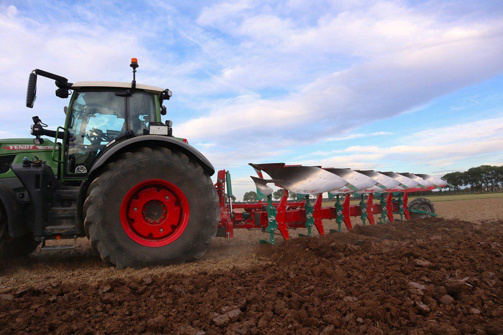 Strak ploegwerk op iedere grondsoort