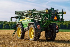 John Deere vergroot capaciteit 500R-veldspuiten met nieuw 6.000 liter model