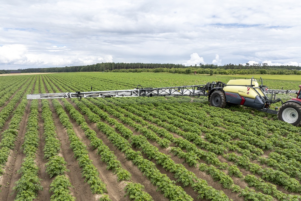 Homburg breidt dealernetwerk in Friesland uit met Broekens Landbouwmechanisatie