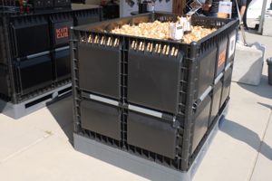 MSP Onions toont kunststof bewaarkist KingCube op Uiendag 2026