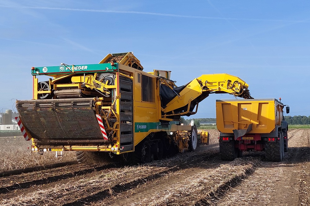 Oogstzekerheid voorop met ERF's Ploeger AR-4BX