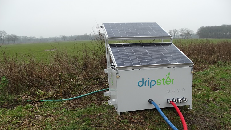 De druppelinstallatie kan dankzij de Dripster-techniek ook op zonne-energie draaien.