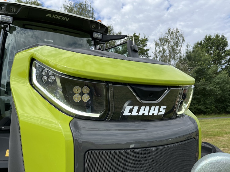 0_Claas Axion 8_4_DL_VISOR.750